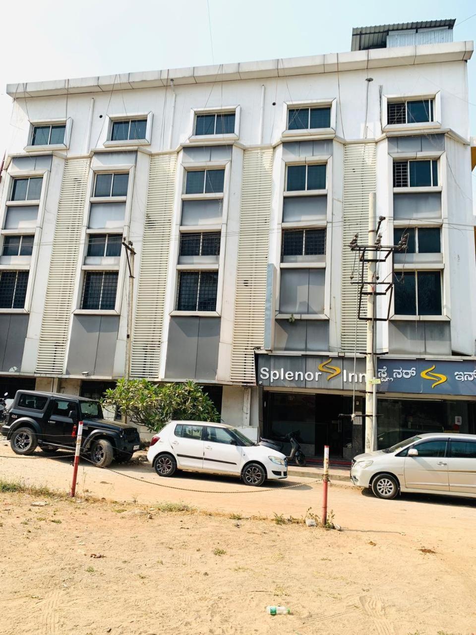 Western Silicon Hotel Kammasandra 外观 照片