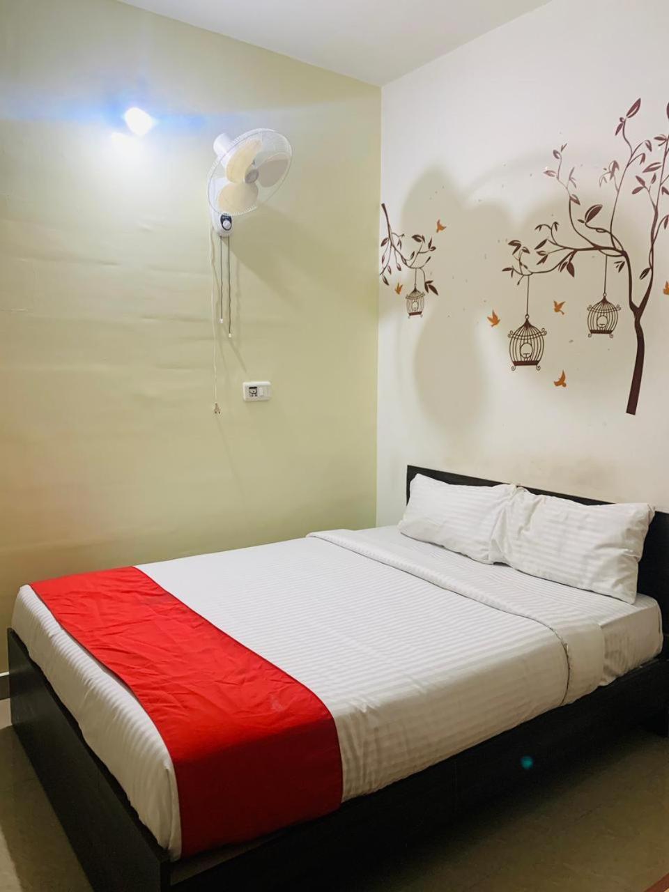 Western Silicon Hotel Kammasandra 外观 照片